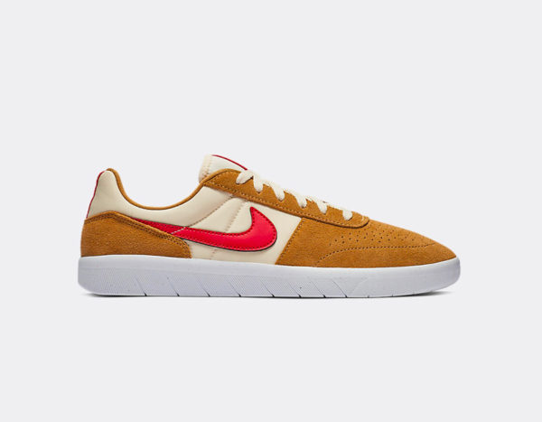 Nike SB Team Classic Mars Yard