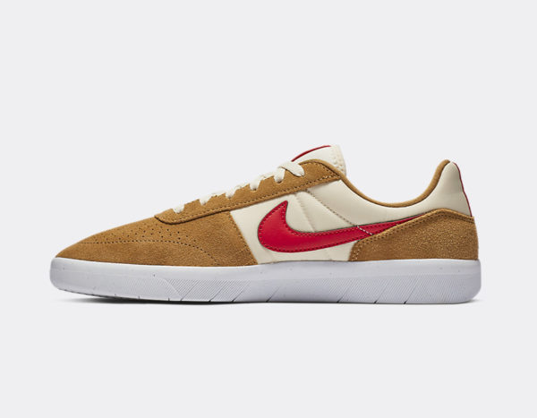 Nike SB Team Classic Mars Yard