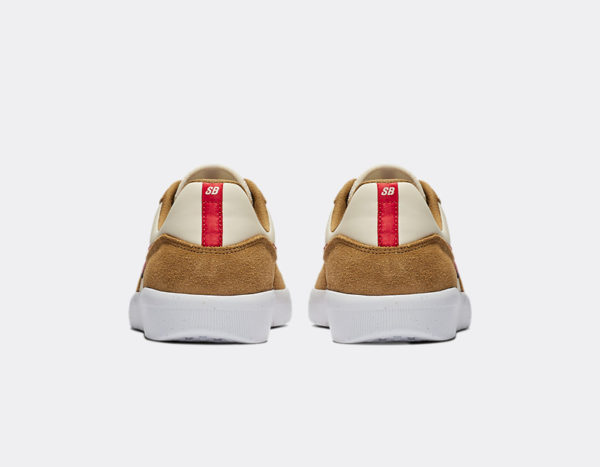 Nike SB Team Classic Mars Yard